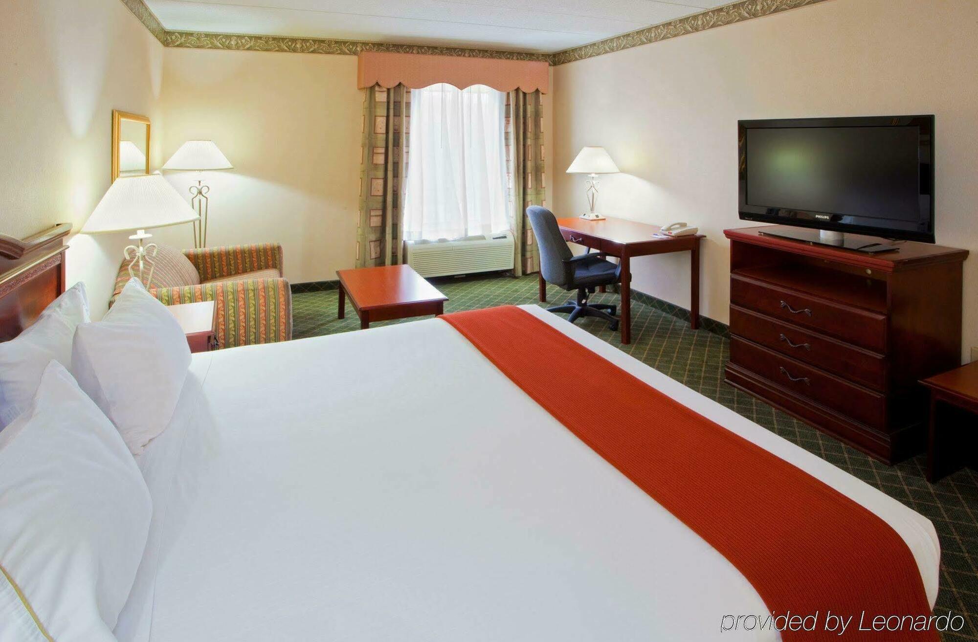 Express I-95 Capitol Beltway - By Ihg Largo